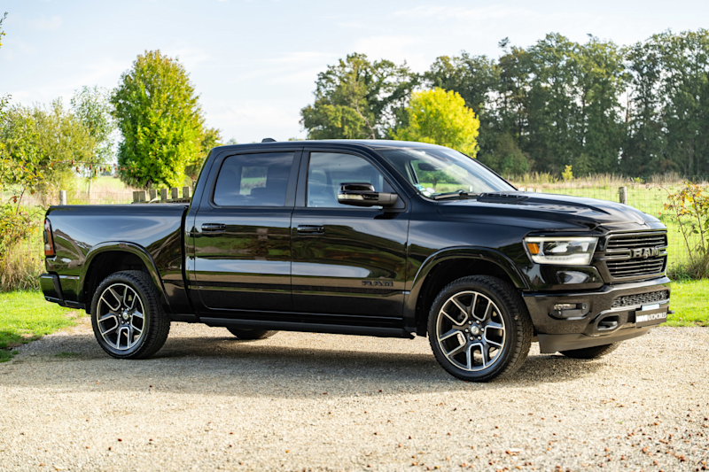 Dodge RAM 1500 Laramie - IMMAT FR -  TVA Apparente / Marche pied électrique. 